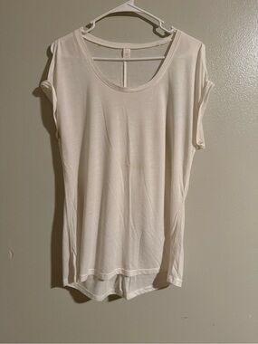 Balance Collection Cream Scoop Neck Short Sleeve Top